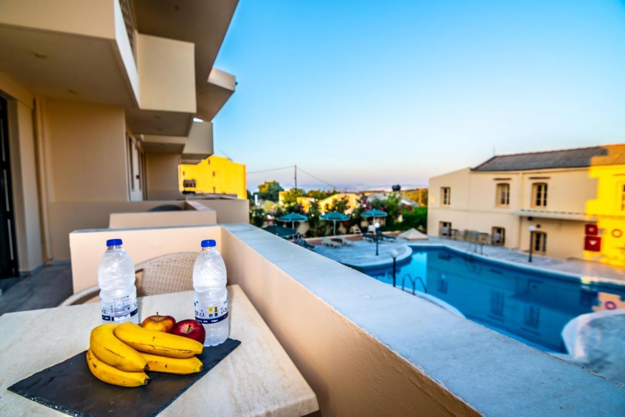 Orestis Hotel Sea View Apartments Stalos Exterior photo